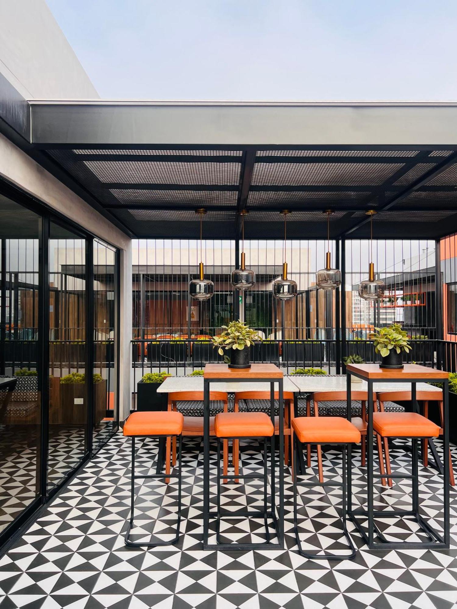 Monterrico Polo Aparts #17 - Dpto De Estreno Con Balcon Frente Embajada *